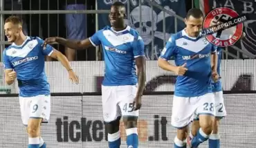 Mario Balotelli, Juventus maçı öncesi sigara içerken yakalandı!