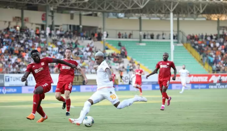 Alanyaspor - Sivasspor maçında kazanan çıkmadı! 1-1