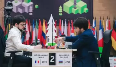 Azerbaycanlı satranç ustası Teymur Recebov dünya şampiyonu oldu