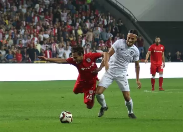 Samsunspor, Manisa Futbol Kulübü ile 2-2 berabere kaldı