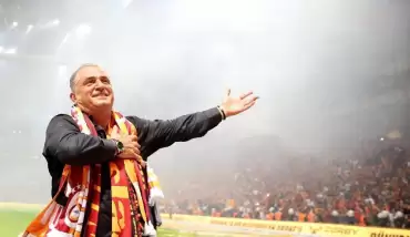 Canlı yayında flaş iddia: "Yönetim, Fatih Terim'i yollamak istiyor, yerine..."