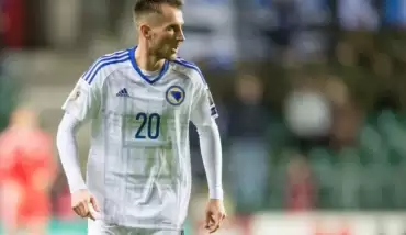 Bosna Hersek kendi evinde 4 golle kazandı!