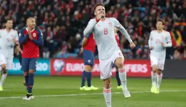 Norveç 1 puanı son saniyede aldı!