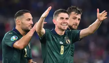 İtalya evinde kazandı; Avrupa Şampiyonası'na katılmayı garantiledi!