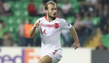 Milli Takım'da 2 isim kadrodan çıkarıldı