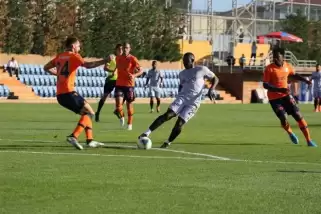 Ali Ravcı, Başakşehir ile oynanan hazırlık maçını değerlendirdi