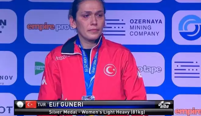 Elif Güneri, gümüş madalya kazandı