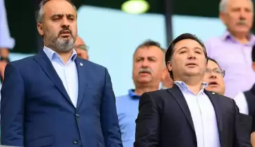 Mesut Mestan: Şehrimizin Bursaspor için kenetlenmesi gerekiyor