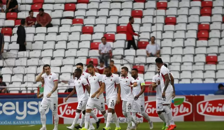 Gençlerbirliği, Antalyaspor karşısında gole doydu: 0-6!