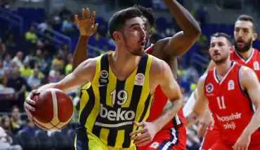 Fenerbahçe Beko, Bahçeşehir Koleji'ni 74-60 mağlup etti