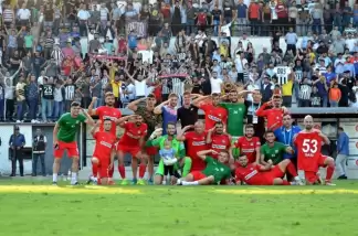 Nazilli Belediyespor, sahasında Diyarbekirspor'u 3-1 yendi
