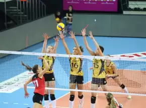 VakıfBank set vermeden kazandı!