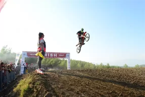 Türkiye’nin motokros sporcuları Antalya’da buluştu