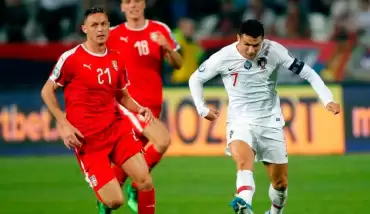 UEFA'dan Sırbistan'a seyircisiz oynama cezası