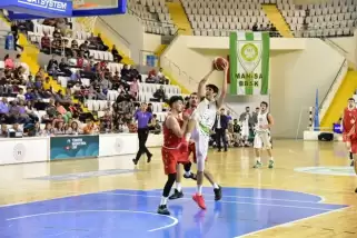 Manisa BBSK Bandırma Kırmızı’yı 70-65 yendi
