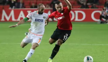 Trabzonspor'da Efecan transferinde pürüz çıktı