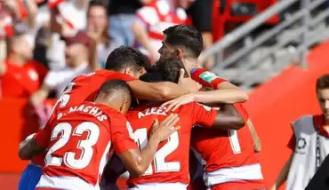 Granada 46 yıl sonra lider!