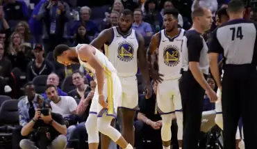 Curry'nin parkelere ne zaman döneceği belli oldu