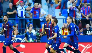 Barcelona, deplasmanda Levante'ye yenildi