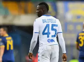 Balotelli'ye ırkçı hakarette bulunan tribün liderine ceza