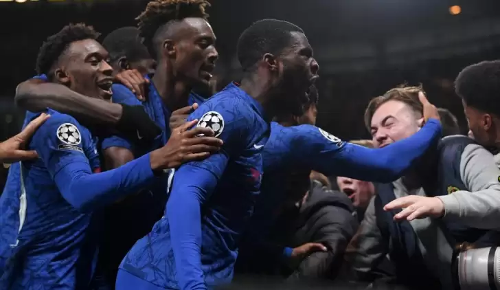 Chelsea geri döndü, gol düellosunda kazanan çıkmadı!