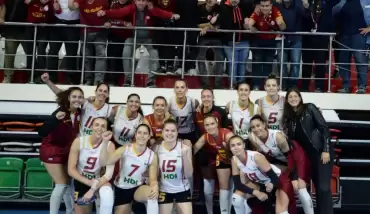 Galatasaray HDI Sigorta, Türk Hava Yolları'nı 3-2 yendi