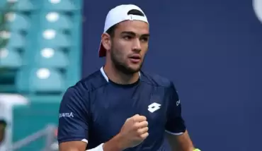 Matteo Berrettini, Dominic Thiem'i 2-0 yendi
