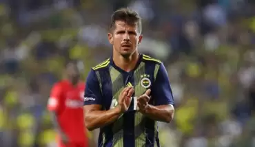 Fenerbahçe'de Emre gelişmesi!