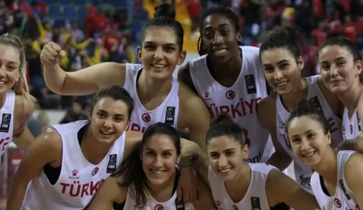 A Milli Kadın Basketbol Takımı, Litvanya'yı 74-51 mağlup etti