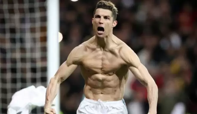 Crouch'tan Ronaldo itirafı: 'Messi daha iyi denilince...'