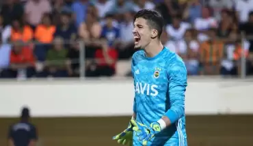 Altay Bayındır en fazla kurtarış yaptığı maçı oynadı