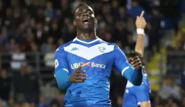 Balotelli'ye kendi kulüp başkanından ırkçı saldırı!