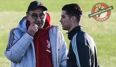 Sarri'den Ronaldo açıklaması: "Onunla ilişkilerimiz çok iyi"