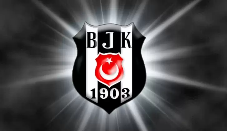 Beşiktaş'ta hareketli toplantı! Kritik sorular...