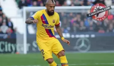 Arturo Vidal, Barcelona'dan ayrılmayı planlıyor