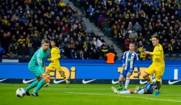 Dortmund deplasmanda 3 puanı kaptı