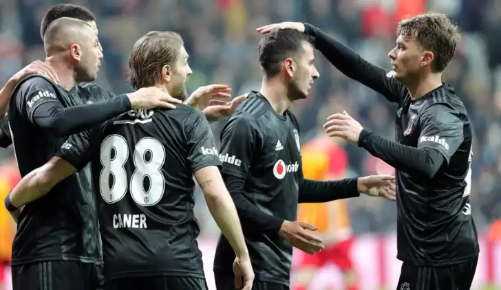 Beşiktaş ilk yarıda işi bitirdi: 4-1!