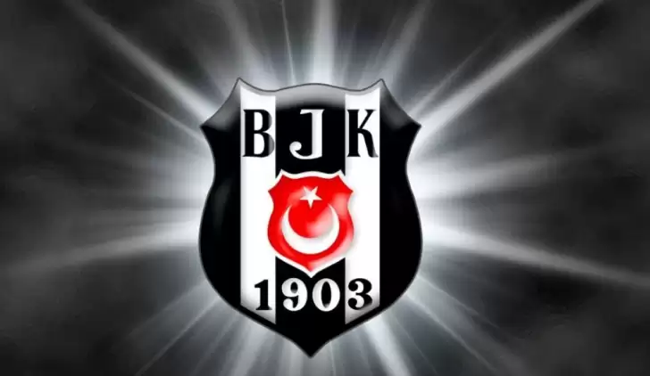 Yunan gazeteci canlı yayında açıkladı: "Beşiktaş'a transfer olabilir"