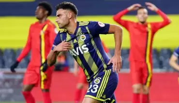 Deniz Türüç: "Hoca nerede şans verirse orada oynarım"