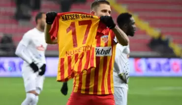 Artem Kravets futbolu özledi