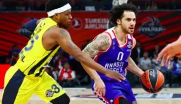 Fenerbahçe Beko-Anadolu Efes karşılaşmasına büyük ilgi