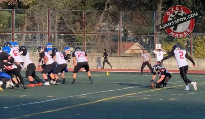 Bilgi Hunters galibiyetle başladı