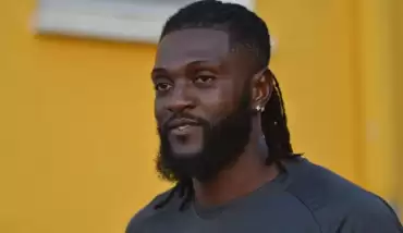 Adebayor'un menajerinden transfer açıklaması! Antalyaspor...