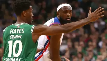 Anadolu Efes'ten üst üste 6. deplasman galibiyeti!