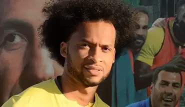 Arturo Mina'nın oğlu Darius Mina evinin ikinci katından düştü!