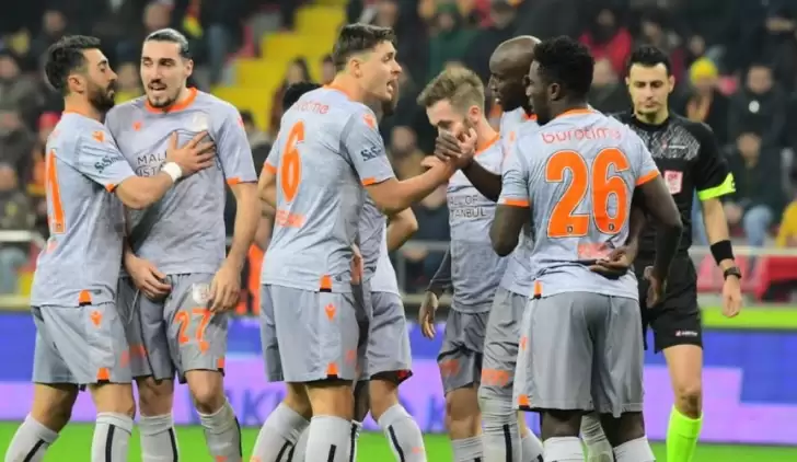 Başakşehir, Kayserispor deplasmanında rahat kazandı! 1-4