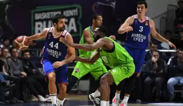 Anadolu Efes, TOFAŞ'ı deplasmanda devirdi!