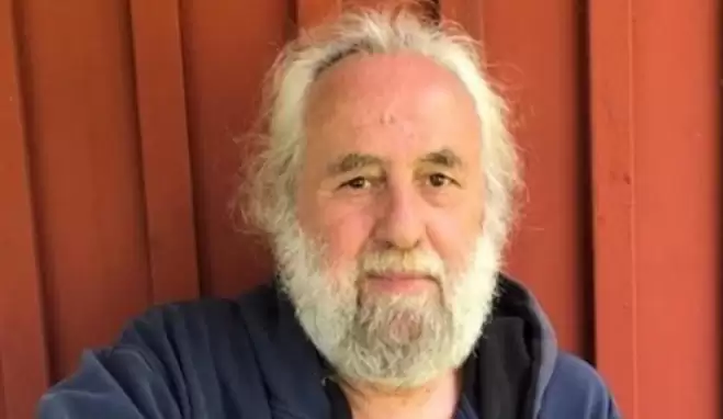 Hasan Mezarcı kimdir?