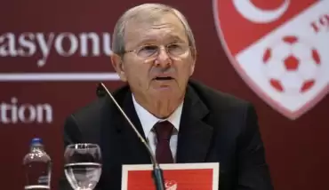 Zekeriya Alp için zehir zemberek sözler: "Çakıl taşısın!"