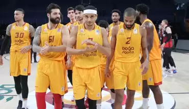 Galatasaray Doğa Sigorta galip gelmeye devam ediyor!